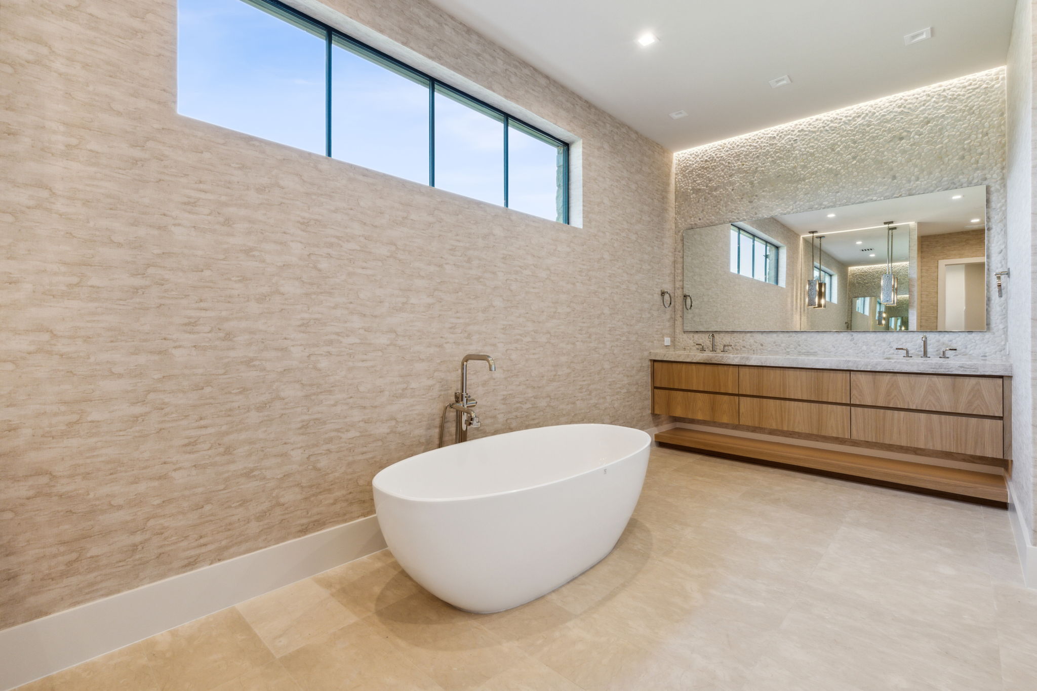 2600 Magnolia Circle — Bathroom 3