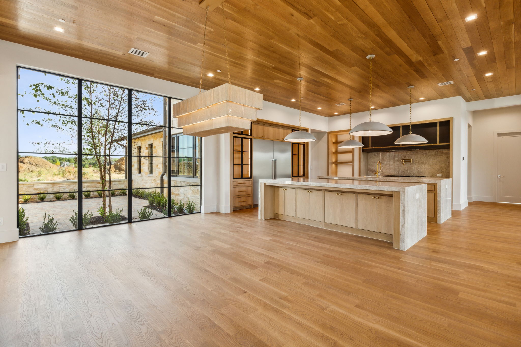 2600 Magnolia Circle — Kitchen 1