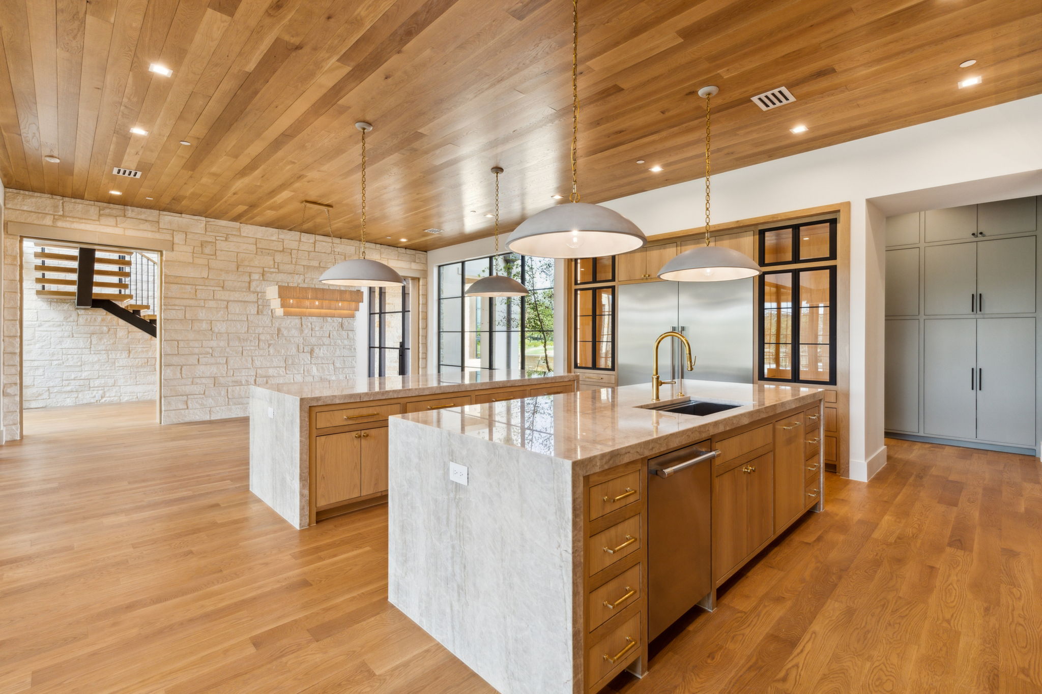 2600 Magnolia Circle — Kitchen 2